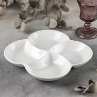 Менажница фарфоровая 4 ячейки Wilmax, 22&times;22 см, цвет белый