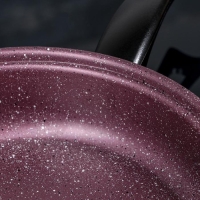 Набор посуды Promo Stone violet: кастрюля 3 л, d=24 см, ковш 1,3 л, сковорода d=24 см, крышки 2 шт, антипригарное покрытие, цвет бордовый Набор посуды Promo Stone violet: кастрюля 3 л, d=24 см, ковш 1,3 л, сковорода d=24 см, крышки 2 шт, антипригарное покрытие, цвет бордовый