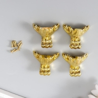 Уголок (ножка) для шкатулки пластик "Лапа" набор 4 шт золото 2,2х2,3 см Уголок (ножка) для шкатулки пластик "Лапа" набор 4 шт золото 2,2х2,3 см