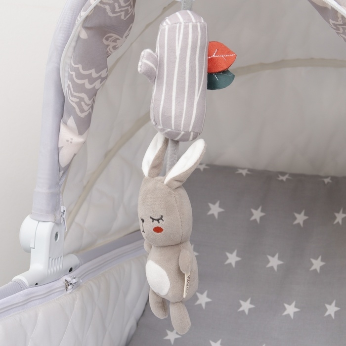 Подвеска - погремушка &laquo;Зайка Бонни&raquo;, с пищалкой, на кроватку, коляску, Крошка Я