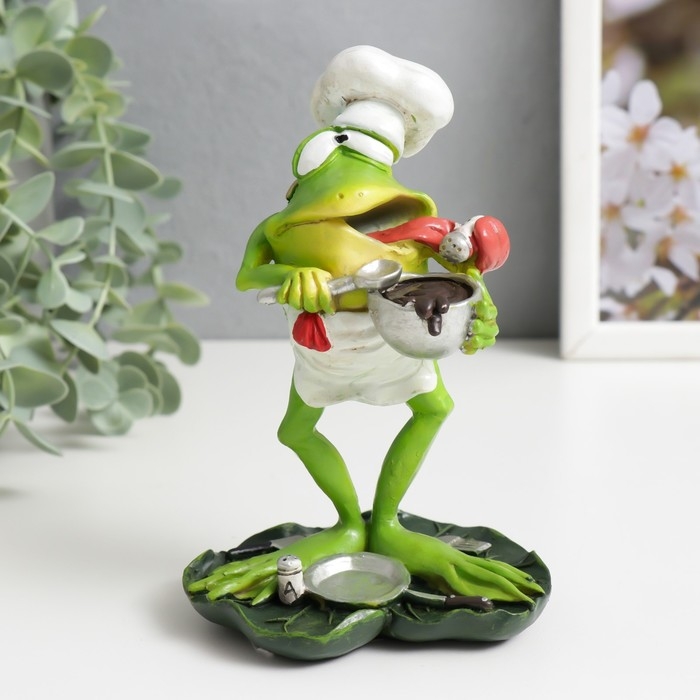 Сувенир полистоун Сувенир полистоун "Лягуха - повар/полицейский" МИКС 14,5х9,5х8 см