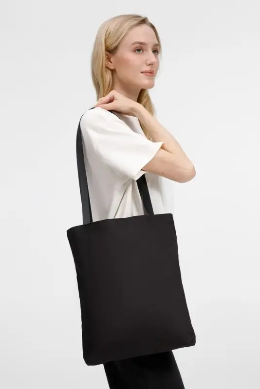 Шопер B4, черный с черными ручками