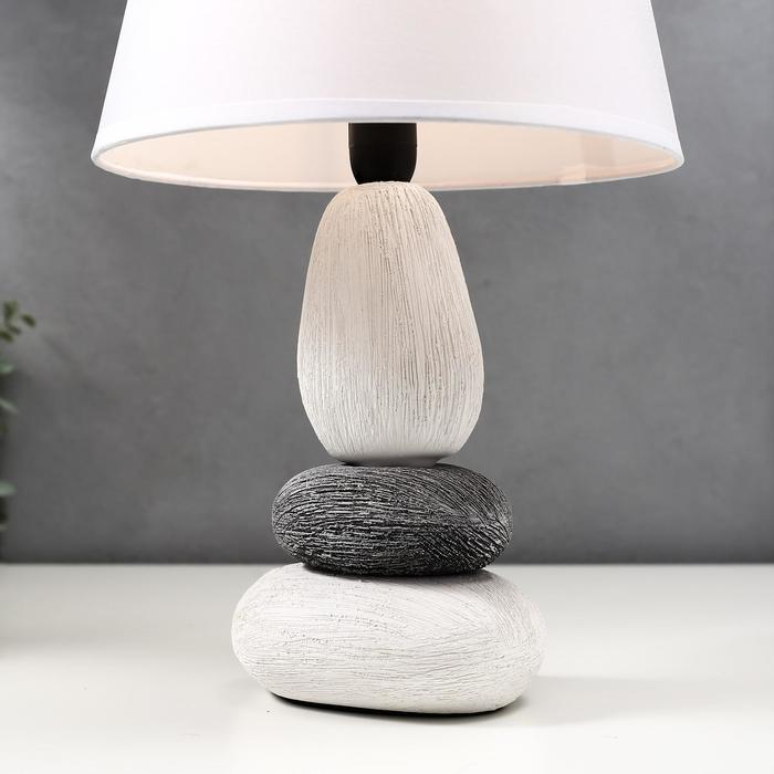 Лампа настольная 16446/1WT E14 40вт бело-черный 22х22х34 см RISALUX