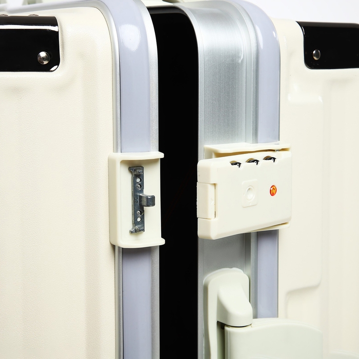 Чемодан средний 55 л (M), отдел на молнии, 2 кодовых замка, 4 колеса, крючок, цвет бежевый