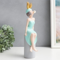 Сувенир полистоун "Девушка ушки зайки, с пузырём на колонне" МИКС 29х7х10 см