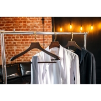 Плечики - вешалка для костюмов LaDо́m Brown Gold, 42,5&times;4&times;19 см, перекладина вельвет, широкие плечики, дерево бук