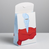 Коробка подарочная новогодняя складная &laquo;Вкусный подарок&raquo;, 15 х 7 х 22 см, Новый год