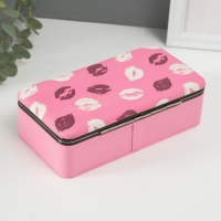 Шкатулка кожзам для украшений "Поцелуи" розовая 10х18х6 см Шкатулка кожзам для украшений "Поцелуи" розовая 10х18х6 см
