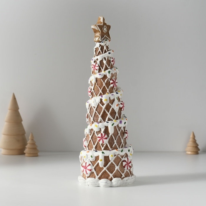 Сувенир полистоун "Ёлочка пряничная с леденцами" 9х9х25,5 см