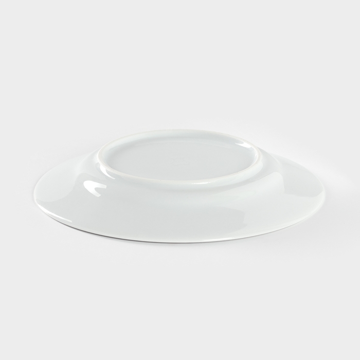 Тарелка фарфоровая «Лесовичок», d=20 см, рисунок микс, цвет белый Тарелка фарфоровая «Лесовичок», d=20 см, рисунок микс, цвет белый