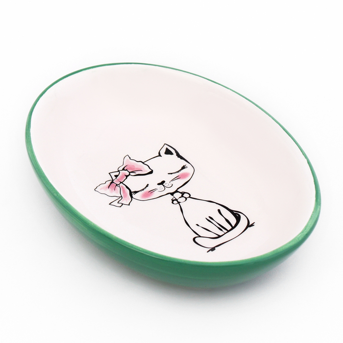 Блюдце керамическое Блюдце керамическое "Милая киса" 200 мл 15,7 х 11,3 х 3,8 см, зеленая