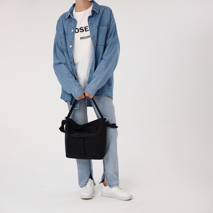 Сумка-тоут на молнии, 2 наружных кармана, цвет чёрный Сумка-тоут на молнии, 2 наружных кармана, цвет чёрный