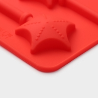 Форма для леденцов Доляна «Звездочёт», силикон, 9,5×24×1 см, 6 ячеек (4,2×3,8 см), с палочками, цвет МИКС Форма для леденцов Доляна «Звездочёт», силикон, 9,5×24×1 см, 6 ячеек (4,2×3,8 см), с палочками, цвет МИКС