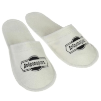 Тапочки для бани белые с черной с вышивкой "ДОБРОПАРОВЪ" Тапочки для бани белые с черной с вышивкой "ДОБРОПАРОВЪ"