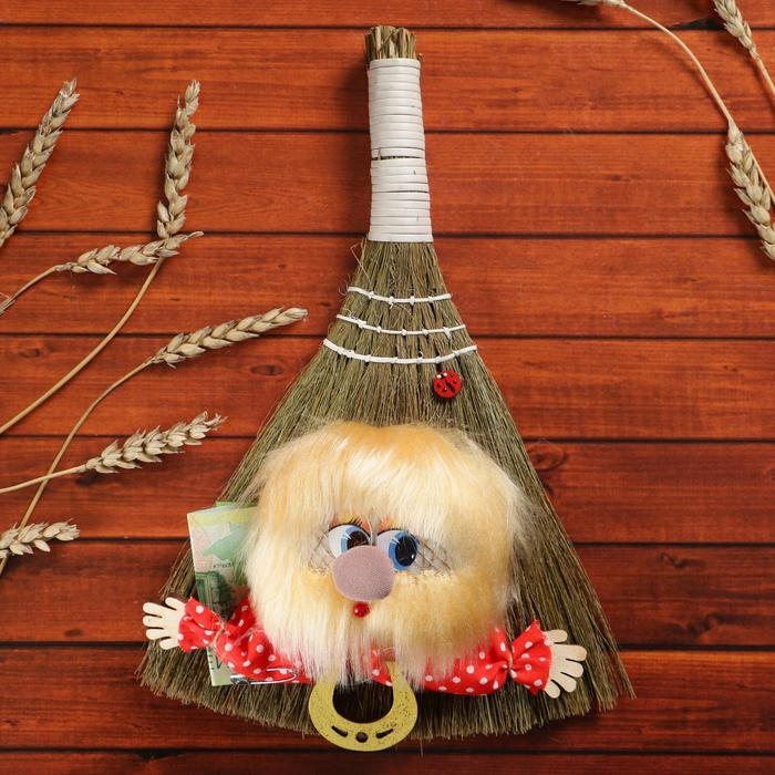 Оберег &laquo;Домовушка&raquo;, на венике, микс