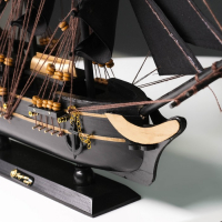 Корабль сувенирный средний «Волк» Корабль сувенирный средний «Волк»