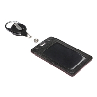 Бейдж-карман вертикальный кожзам, внешний 109x67мм, внутренний 85x54мм, рулетка 65см, черный. Бейдж-карман вертикальный кожзам, внешний 109x67мм, внутренний 85x54мм, рулетка 65см, черный.