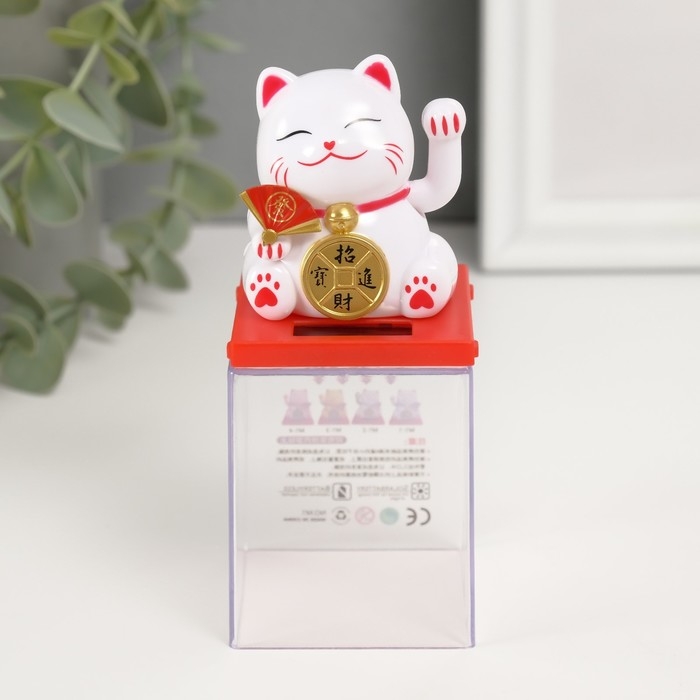 Маятник пластик Маятник пластик "Белый Манэки-нэко с веером и монеткой" 5х5х5 см