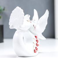 Сувенир керамика "Белые голубки на сердечке" стразы 11 см Сувенир керамика "Белые голубки на сердечке" стразы 11 см