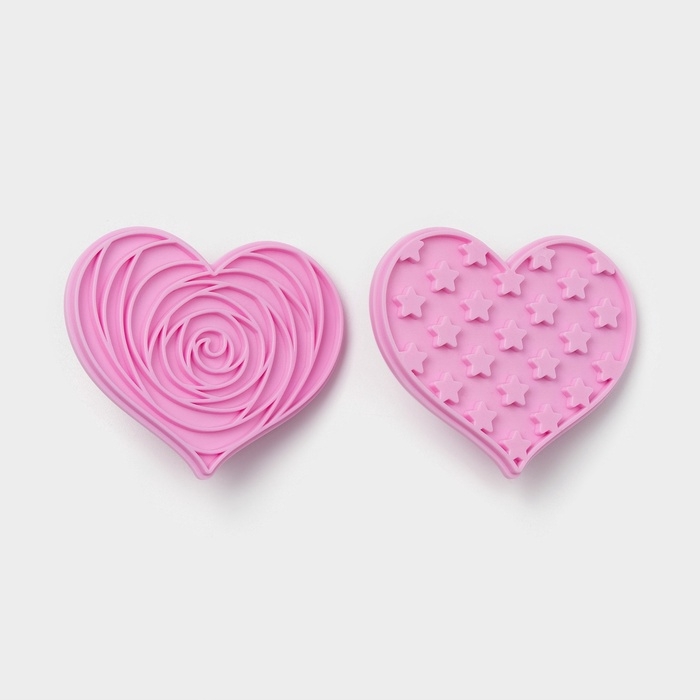 Печати для теста и мастики Доляна &laquo;Сердечки&raquo;, пластик, набор 6 предметов: пресс, печать 5 шт, розовые