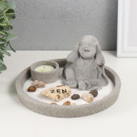 Сад камней Дзен d=16,5 см Хотей "ничего не слышу", со свечой, серый Сад камней Дзен d=16,5 см Хотей "ничего не слышу", со свечой, серый
