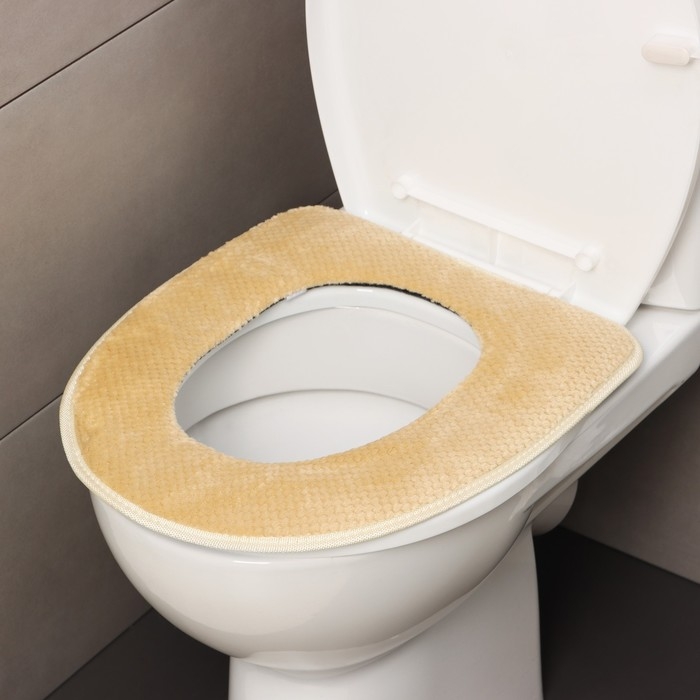 Чехол на сиденье для унитаза на липучках Доляна &laquo;Плюш&raquo;, 34&times;40 см, цвет МИКС