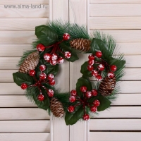 Венок новогодний d-16 см "Зимнее волшебство" ягодки и шишки Венок новогодний d-16 см "Зимнее волшебство" ягодки и шишки