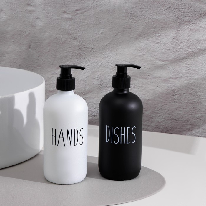 Набор дозаторов для ванной, по 500 мл, стекло, цвет чёрно-белый Набор дозаторов для ванной, по 500 мл, стекло, цвет чёрно-белый