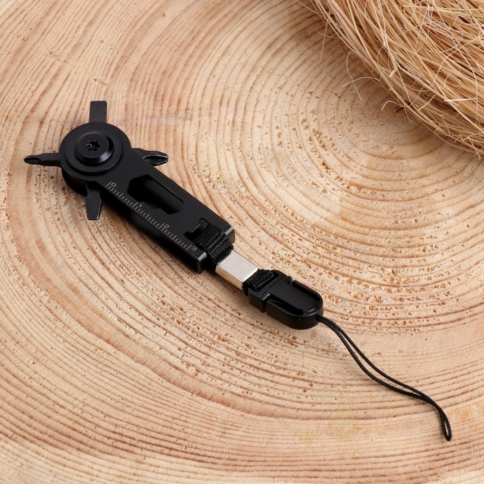 Брелок-мультитул 8в1 с отвертками, черный Брелок-мультитул 8в1 с отвертками, черный