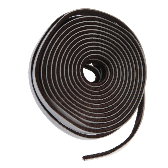 Уплотнитель щеточный самоклеящийся ТУНДРА, 9х5 мм, коричневый, 10 м. Уплотнитель щеточный самоклеящийся ТУНДРА, 9х5 мм, коричневый, 10 м.