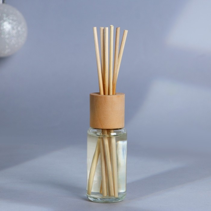 Аромадиффузор ароматический палочки &laquo;Новогодняя коллекция: Зимняя сказка рядом&raquo;, на Новый год, аромат мандарина, 30 мл.