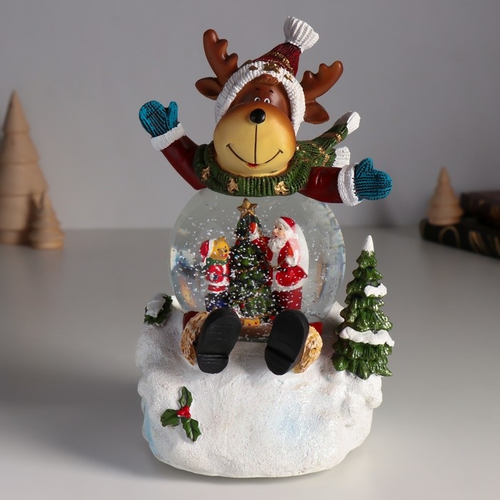 Сувенир полистоун водяной шар музыка, свет Сувенир полистоун водяной шар музыка, свет "Лосик в сугробе" d=8,5 см 13х12х18,5 см