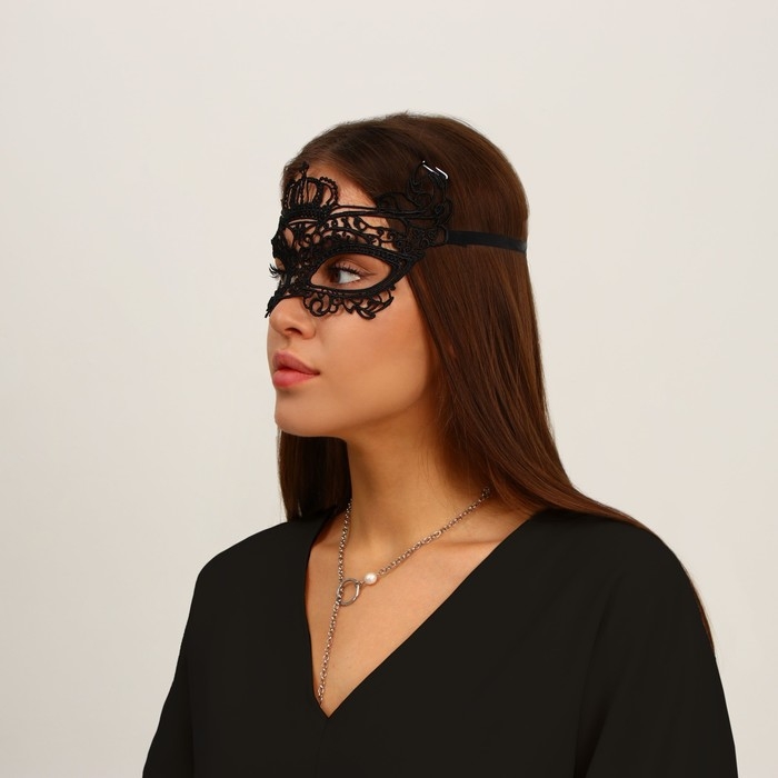 Маска карнавальная &laquo;Очарую&raquo;