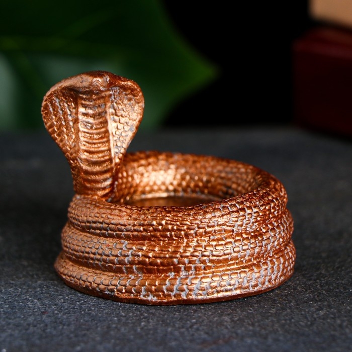 Новый год. Символ 2025. Подсвечник новогодний Новый год. Символ 2025. Подсвечник новогодний "Змея кобра" бронза, 8х6см