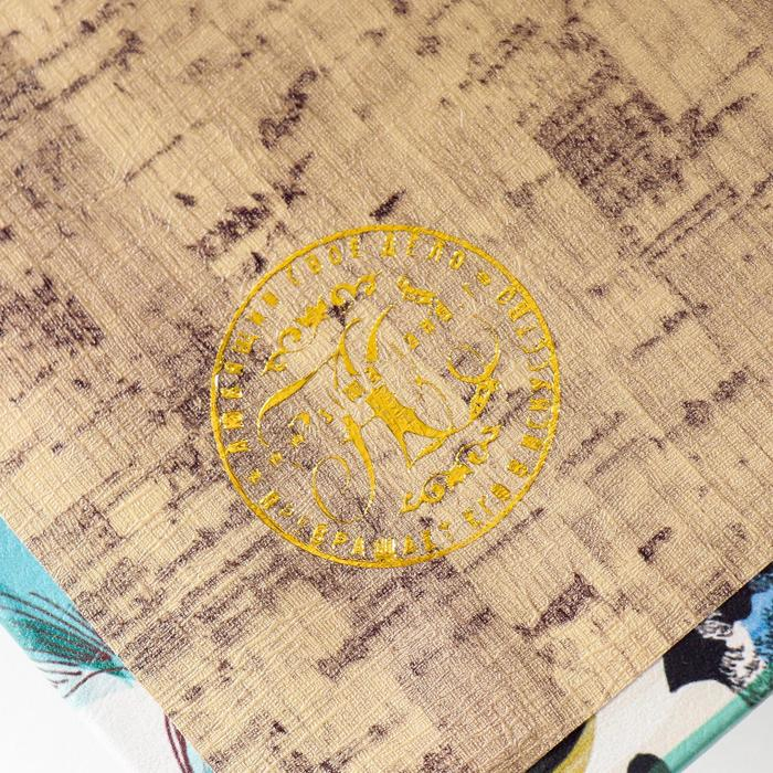 Сейф-книга дерево кожзам "Голубые птички и зелёные цветы" 21х13х5 см