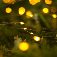 Гирлянда &laquo;Нить&raquo; 10 м роса, IP44, серебристая нить, 100 LED, свечение жёлтое, 2 режима, солнечная батарея