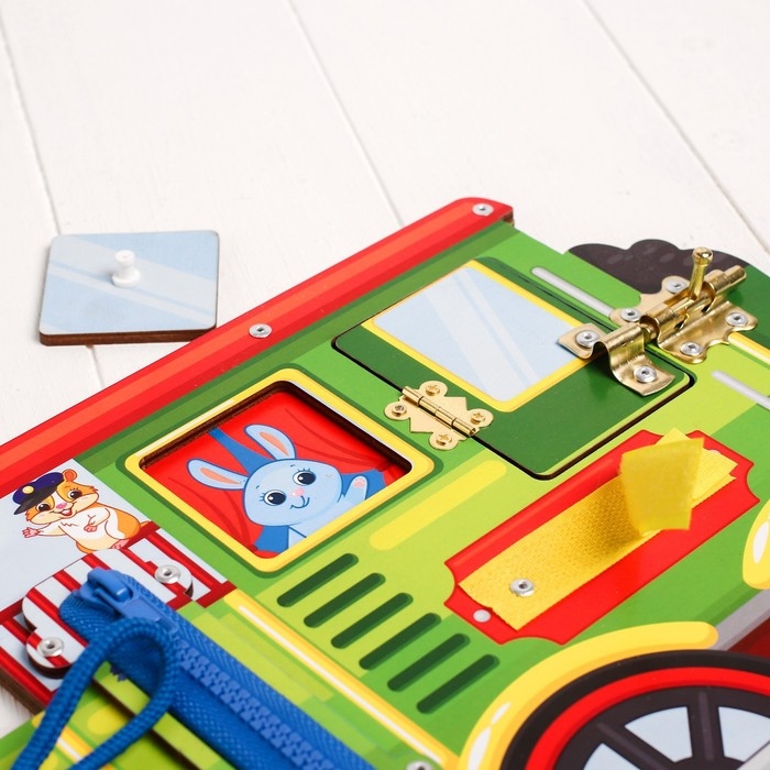 Бизиборд «Зелёный паровоз» Бизиборд «Зелёный паровоз»