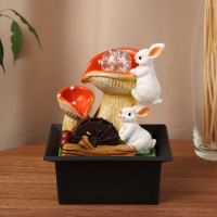 Фонтан "Зайчики у мухоморов" 22х16 см (с подсветкой) Фонтан "Зайчики у мухоморов" 22х16 см (с подсветкой)