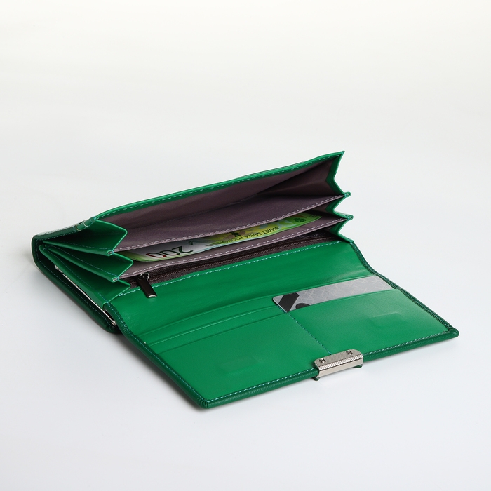 Кошелёк женский на магните, цвет зелёный Кошелёк женский на магните, цвет зелёный