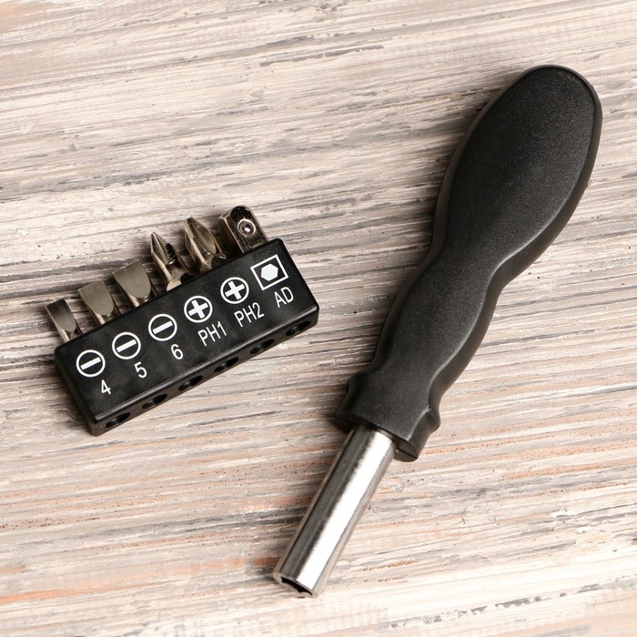 Набор инструментов в банке &laquo;Мощный&raquo;, 13 предметов