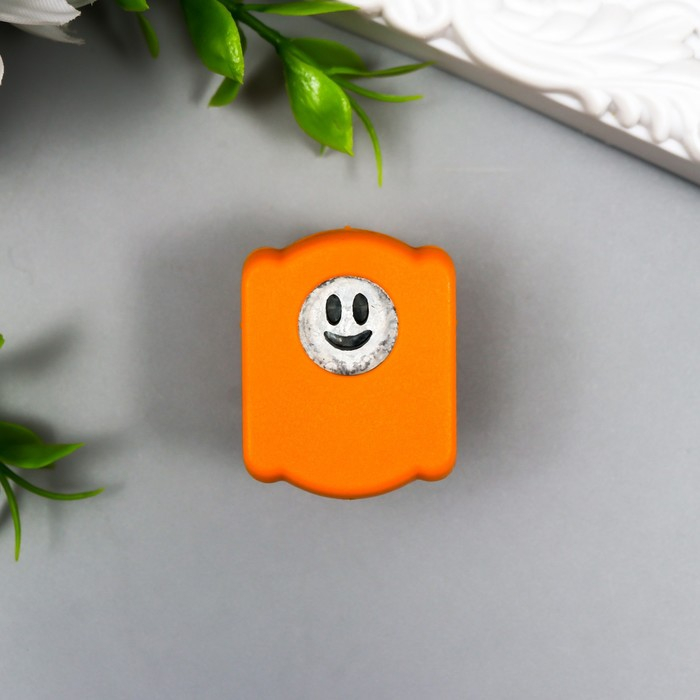 Набор фигурных дыроколов в сундуке 14 шт МИКС Набор фигурных дыроколов в сундуке 14 шт МИКС