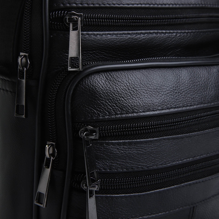 Сумка мужская на молниях, длинный ремень, цвет чёрный