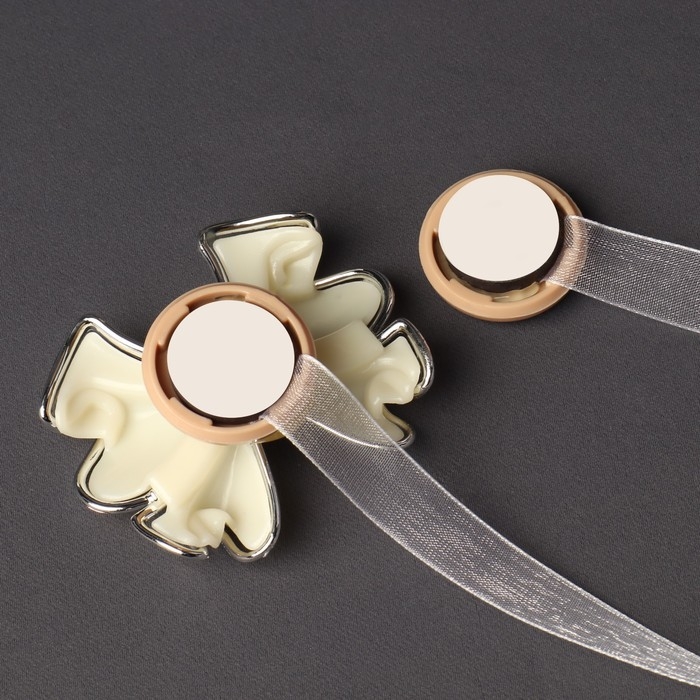 Подхват для штор &laquo;Бант&raquo;, 6 &times; 5 см, цвет молочный