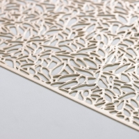 Дорожка на стол Доляна &laquo;Манифик&raquo;, 30&times;150 см, цвет золотой