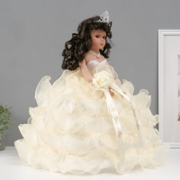 Кукла коллекционная зонтик керамика "Леди в молочном платье с розой, в тиаре" 45 см Кукла коллекционная зонтик керамика "Леди в молочном платье с розой, в тиаре" 45 см