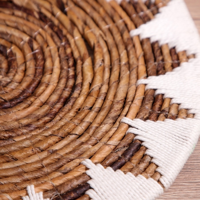 Коврик плетёный круглый 38 см Коврик плетёный круглый 38 см