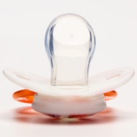 Соска - пустышка силиконовая ортодонтическая «Божья коровка», от 0 мес., с колпачком, цвет оранжевый Соска - пустышка силиконовая ортодонтическая «Божья коровка», от 0 мес., с колпачком, цвет оранжевый