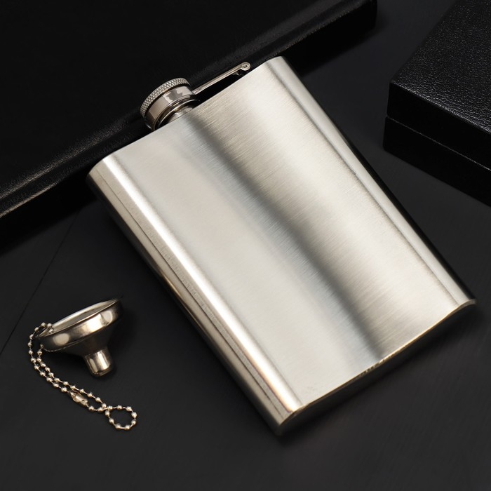 Фляжка с воронкой &laquo;Поход. Палатка.Повторить.&raquo;, 240 мл