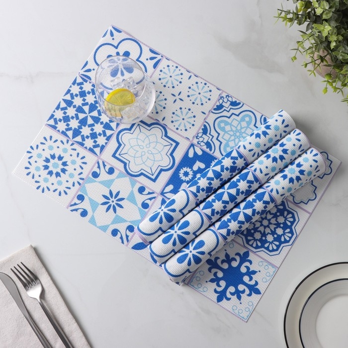 Салфетки сервировочные на стол Доляна &laquo;Мозаика&raquo;, 4 шт, 45&times;30 см, цвет синий
