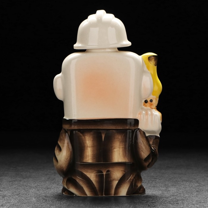 Штоф фарфоровый &laquo;Энергетик&raquo;, в упаковке книге